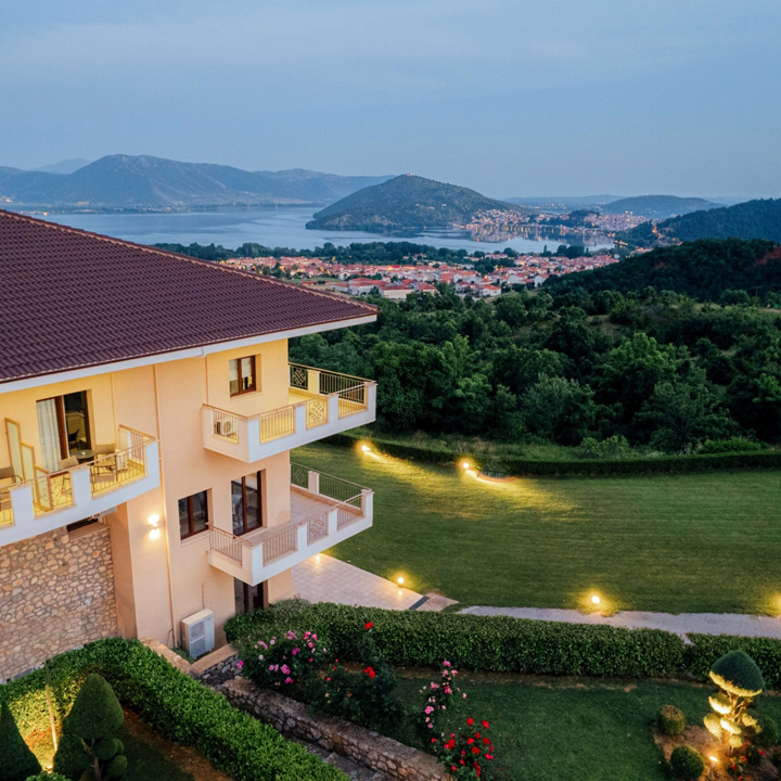 ENASTRON VIEW HOTEL